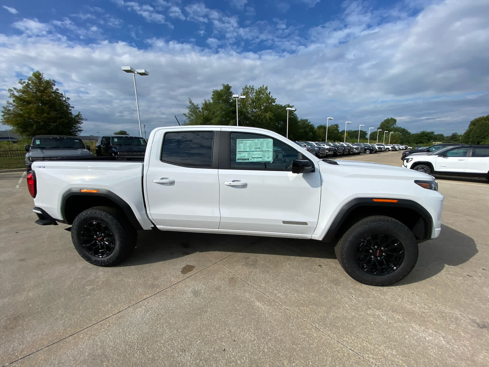 2026 Gmc Canyon Elevation photo 2