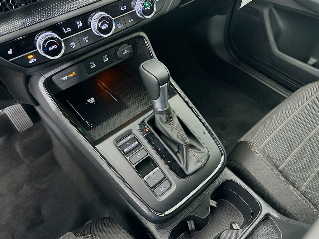 2026 Honda CR-V Hybrid photo 13