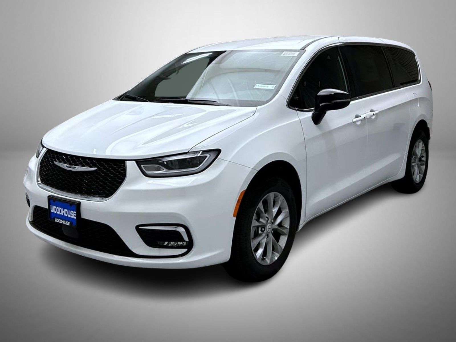 2026 Chrysler Pacifica Select's photo