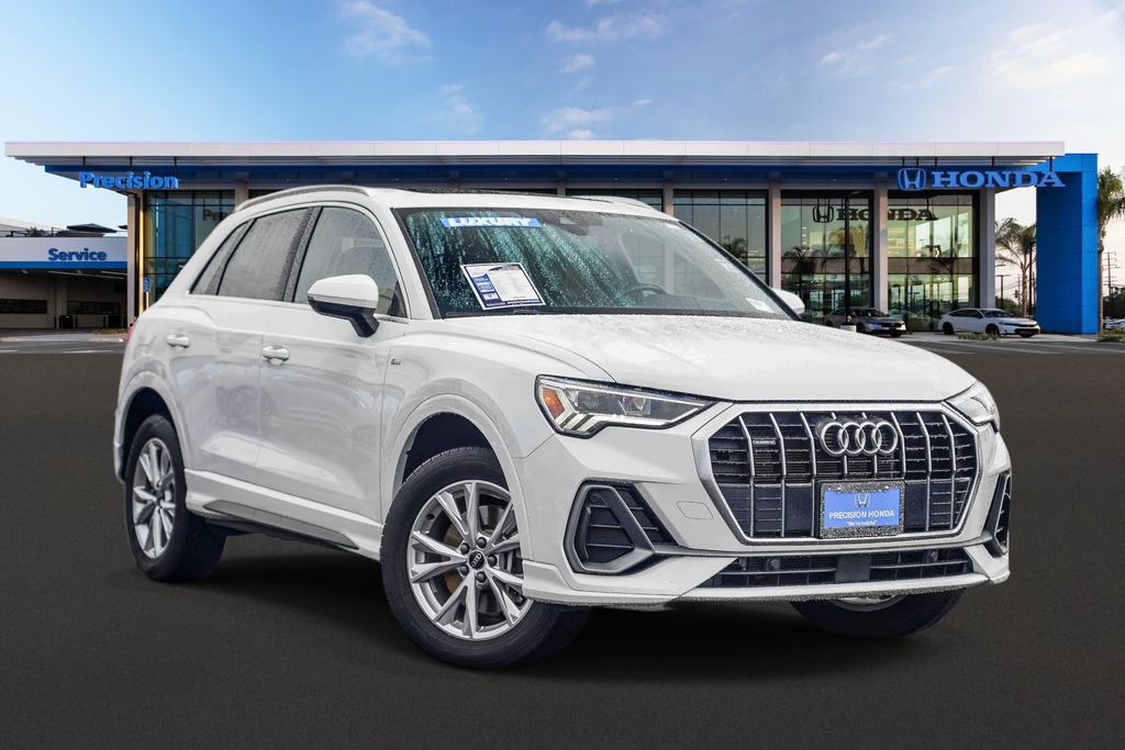 2024 Audi Q3 S Line Premium's photo