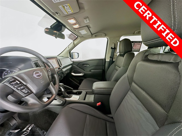 2024 Nissan Frontier SV photo 17