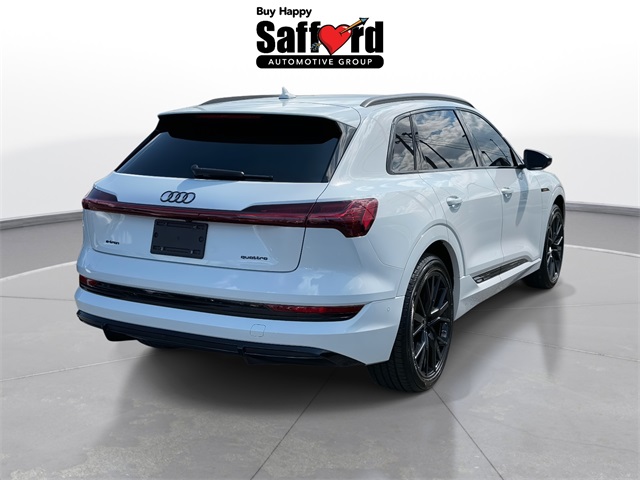 2022 Audi e-tron Prestige photo 9