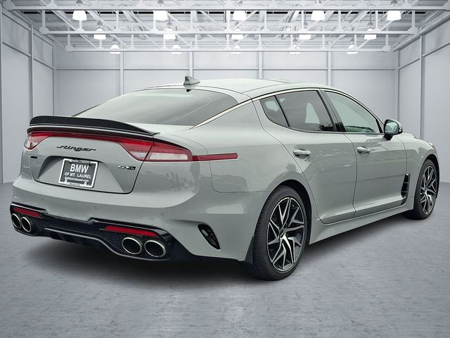 2022 Kia Stinger GT-Line photo 5
