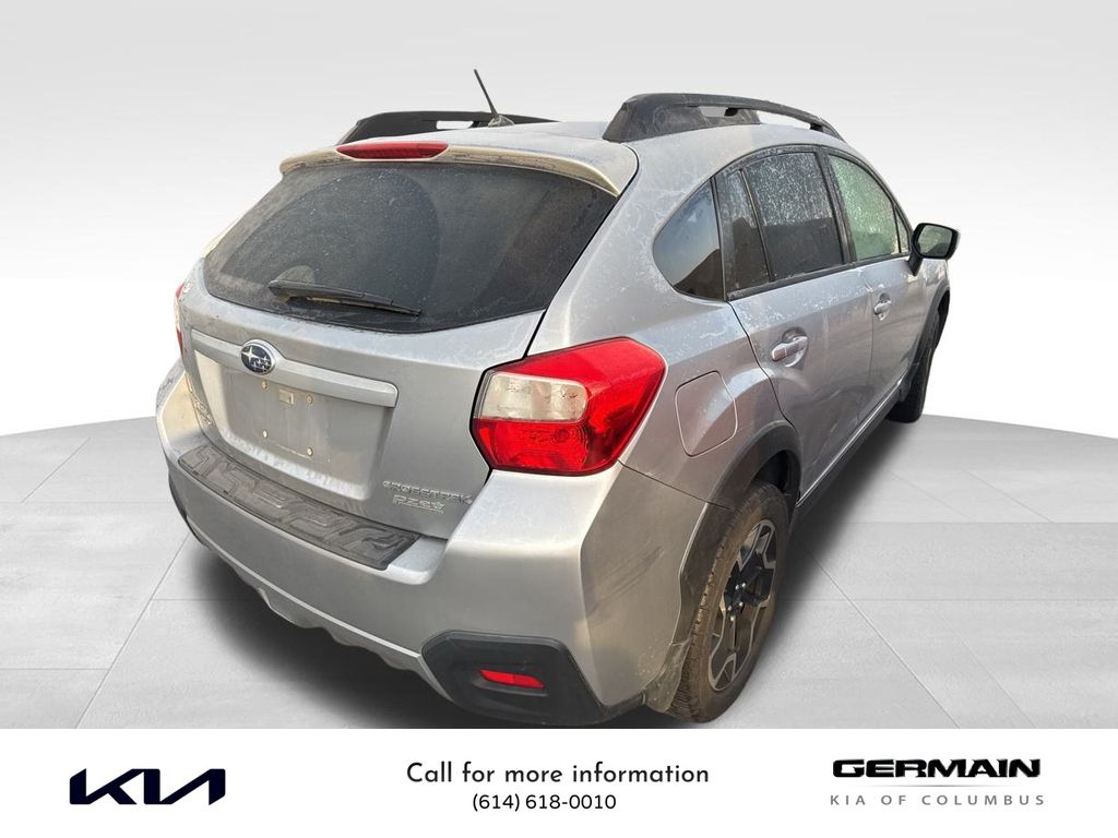2016 Subaru Crosstrek 2.0i Premium photo 3