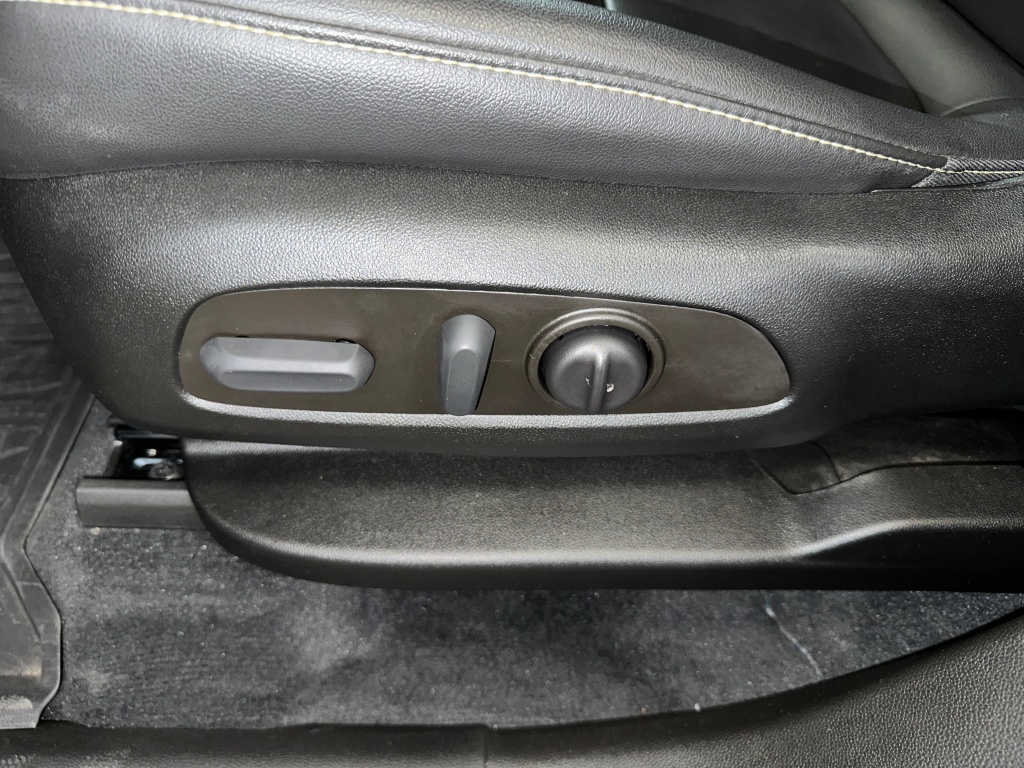 2023 Chevrolet Traverse Leather photo 3