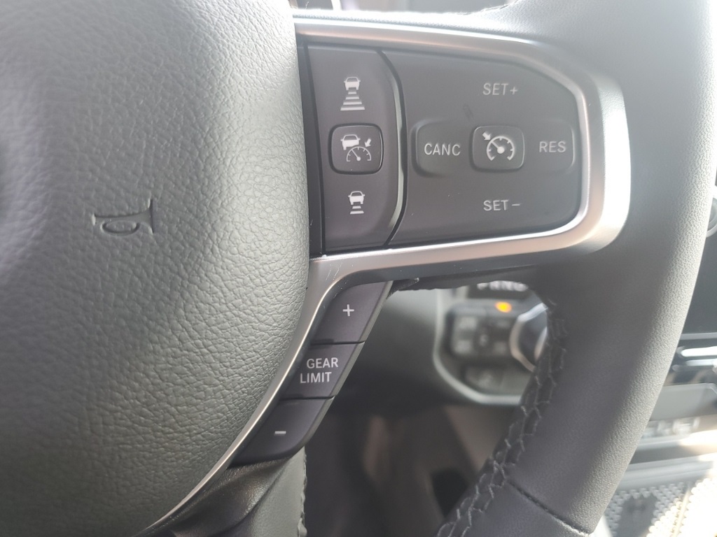 2025 Ram 1500 Big Horn Lone Star photo 18