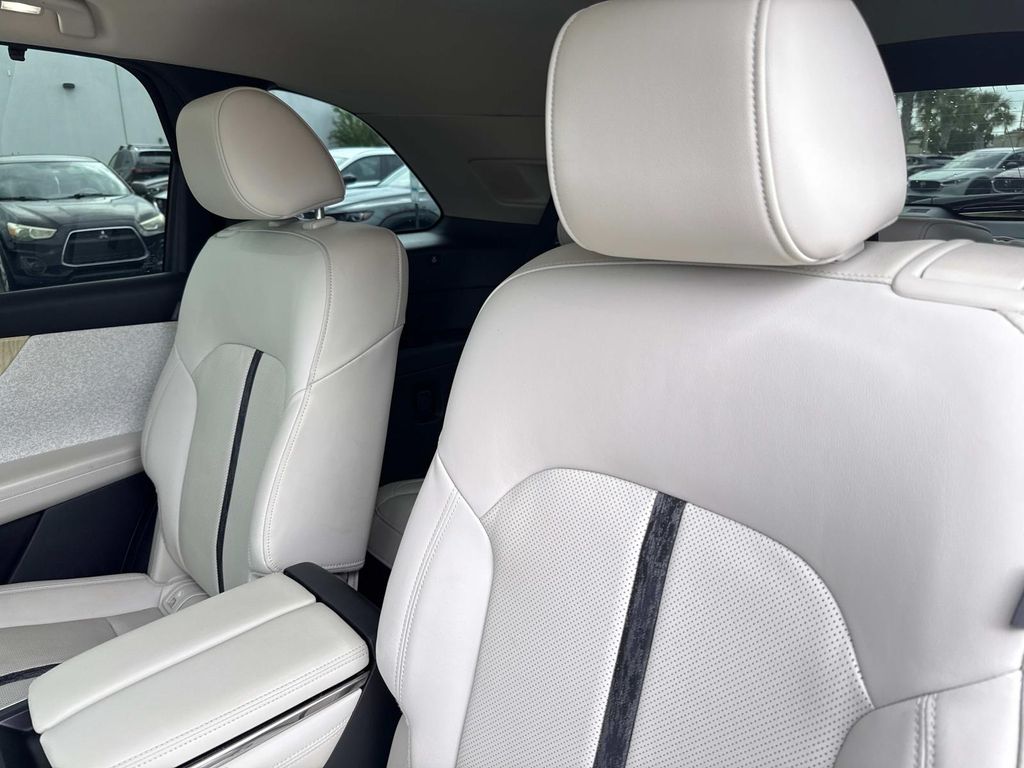 2024 Mazda CX-90 3.3 Turbo Premium Plus photo 13