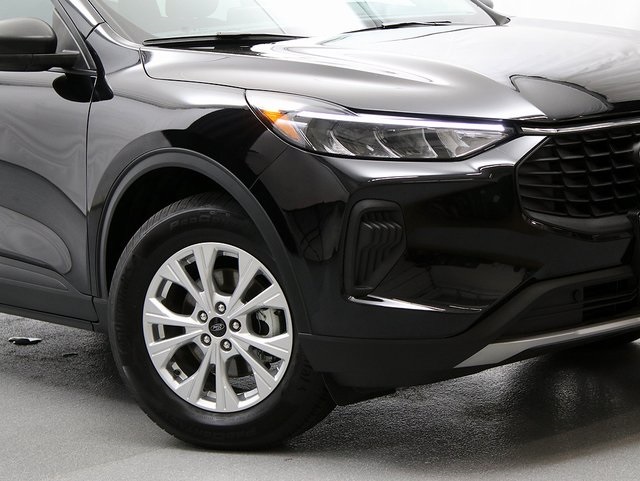 2025 Ford Escape Active photo 3
