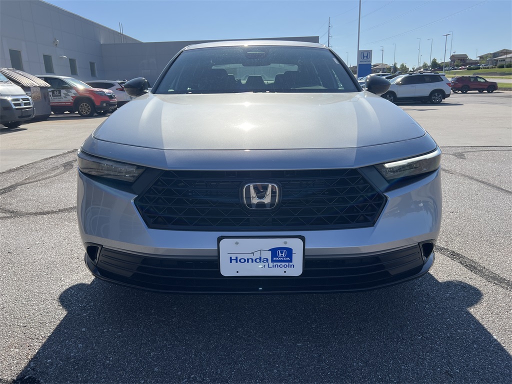 2025 Honda Accord Hybrid Sport-L photo 9