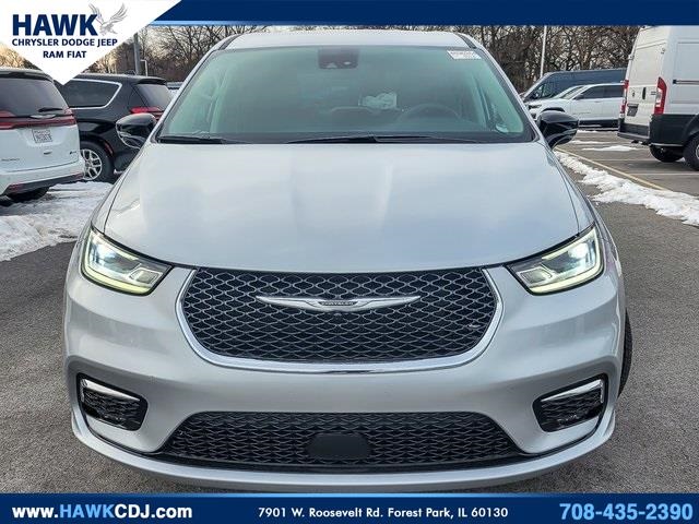 2024 CHRYSLER PACIFICA - Image 4