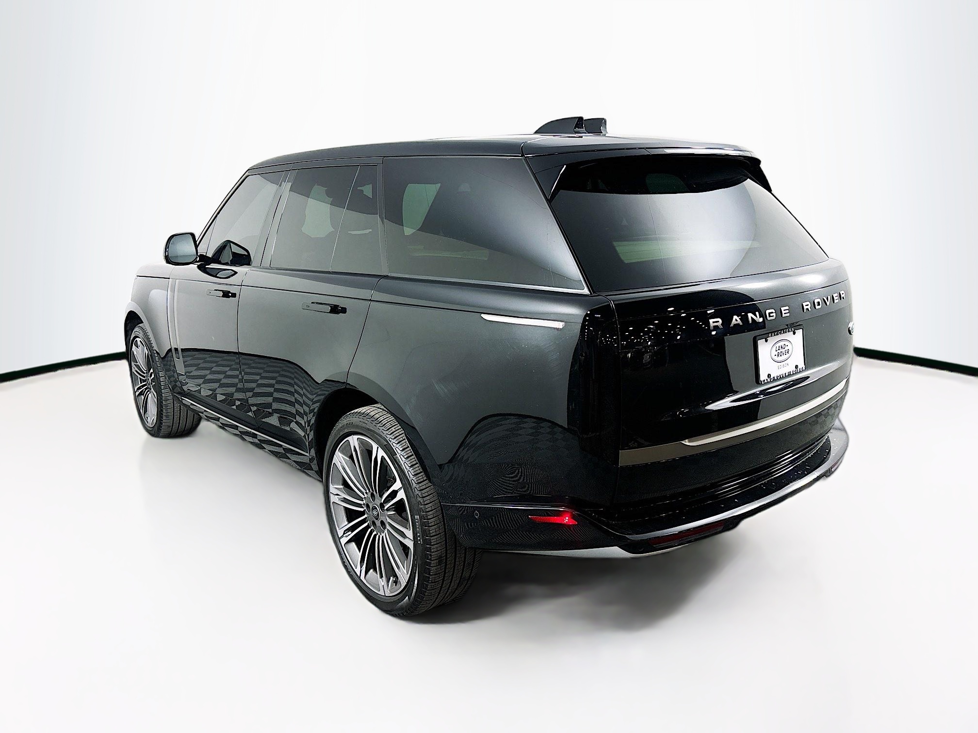 2023 Land Rover Range Rover SE photo 7