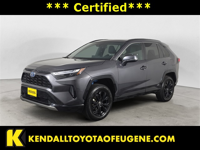 2022 Toyota RAV4 SE's photo