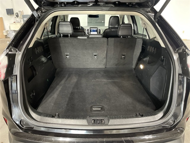 2022 Ford Edge Sport Titanium photo 22