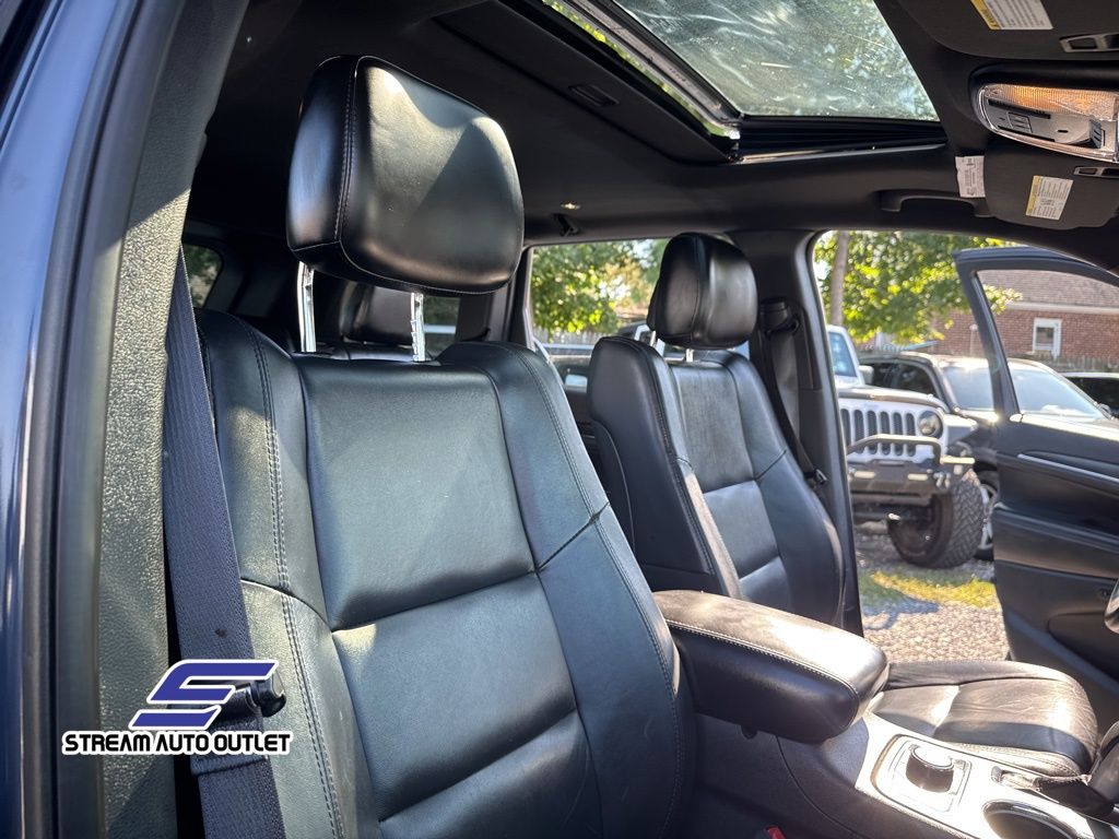 2019 Jeep Grand Cherokee Limited photo 35