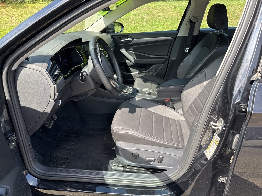 2022 Volkswagen Jetta 1.5T SE photo 28