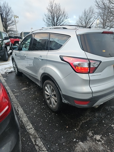 2017 FORD ESCAPE - Image 1