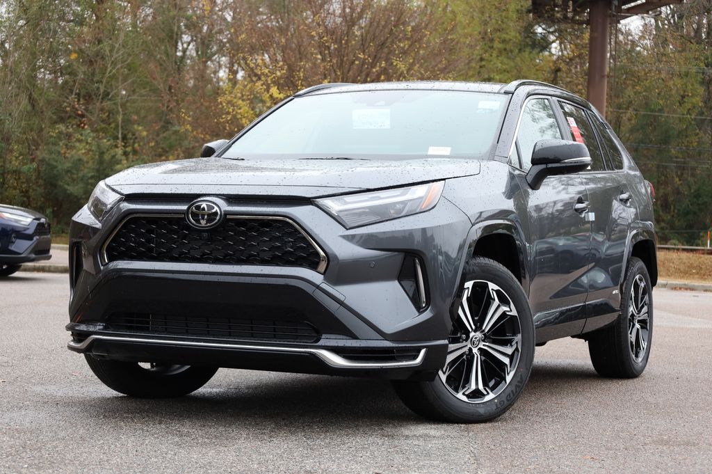 2025 Toyota RAV4 XSE's photo