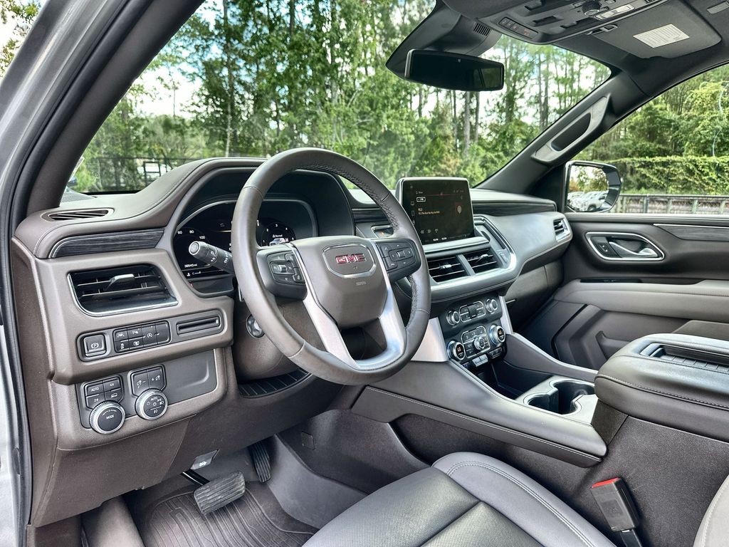 2023 Gmc Yukon SLT photo 10