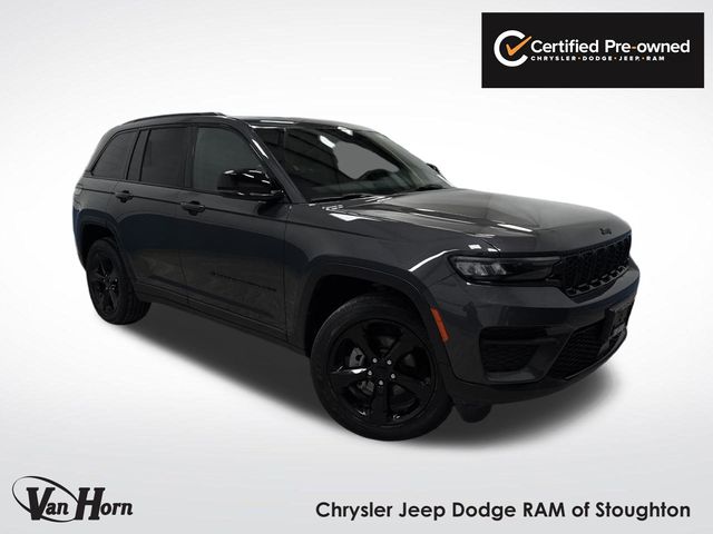 2024 Jeep Grand Cherokee Altitude's photo