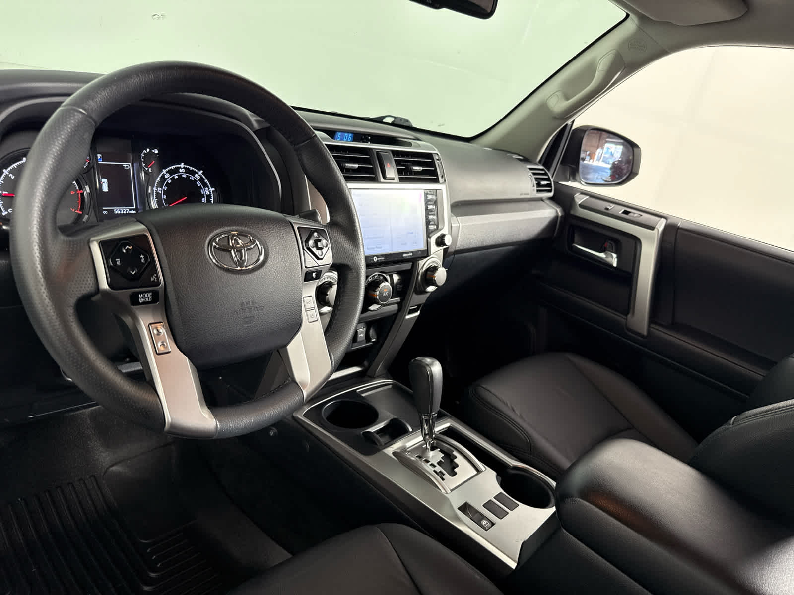 2021 Toyota 4Runner SR5 photo 29