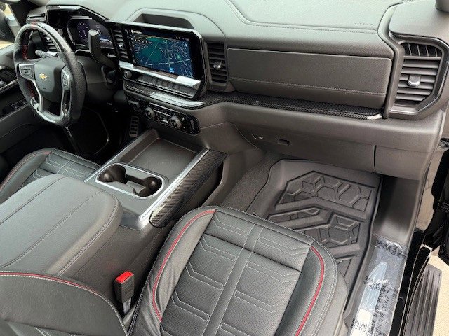 2025 Chevrolet Silverado 2500HD LT photo 16