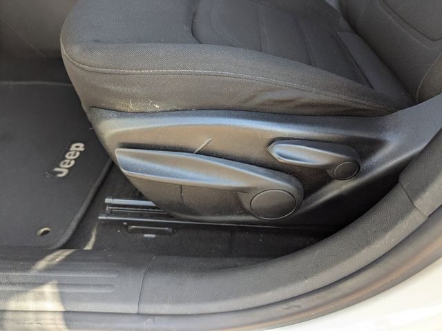 2018 Jeep Renegade Latitude North Edition photo 19