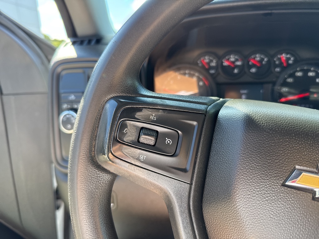 2022 Chevrolet Silverado 1500 Custom photo 17