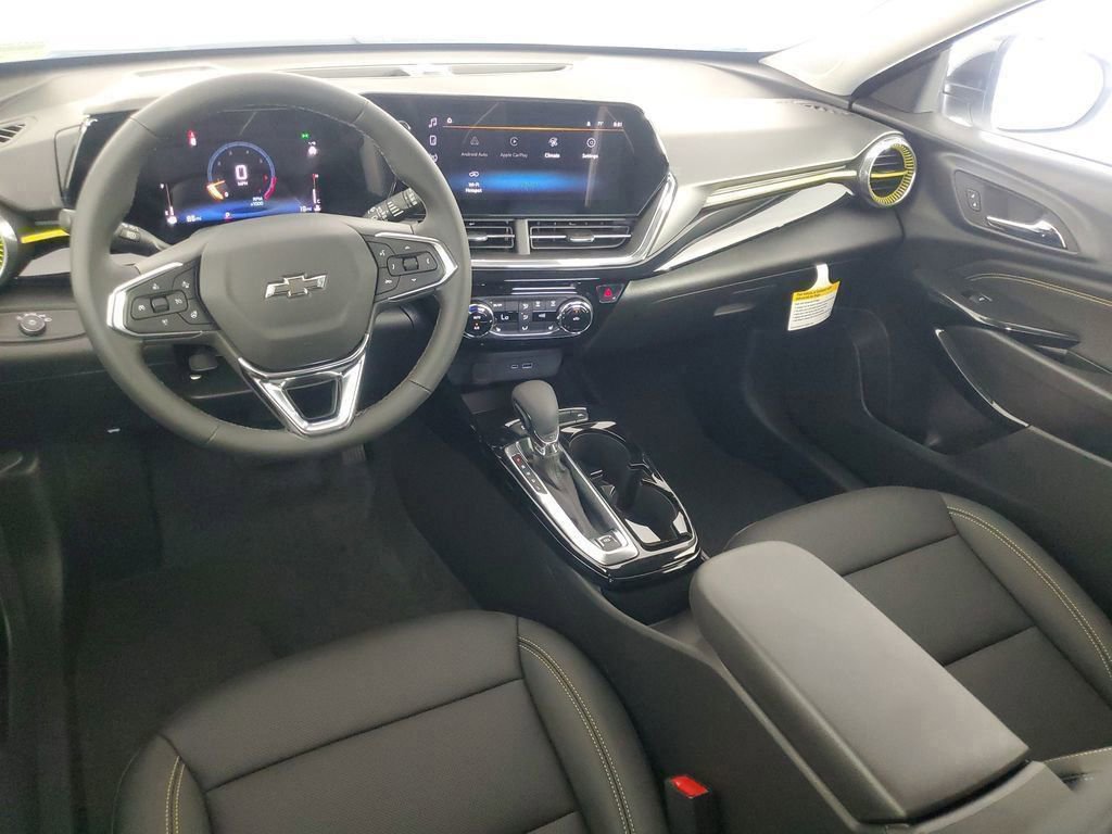 2025 Chevrolet Trax ACTIV photo 12