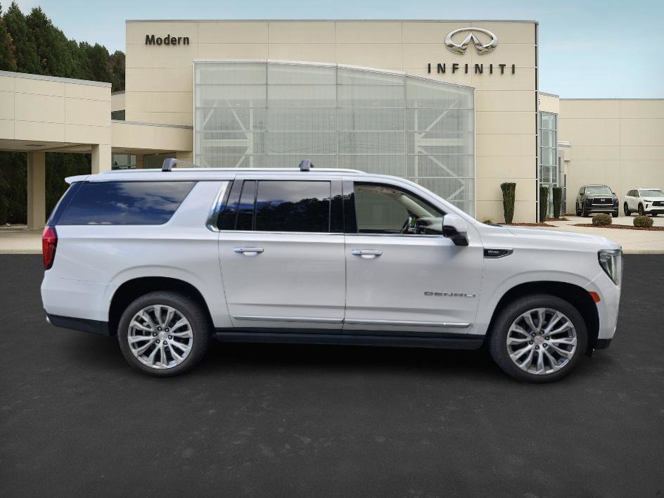 2021 Gmc Yukon XL Denali photo 3