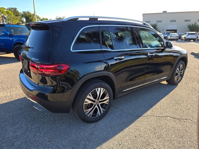 2025 Mercedes Benz GLB 250 4MATIC photo 4