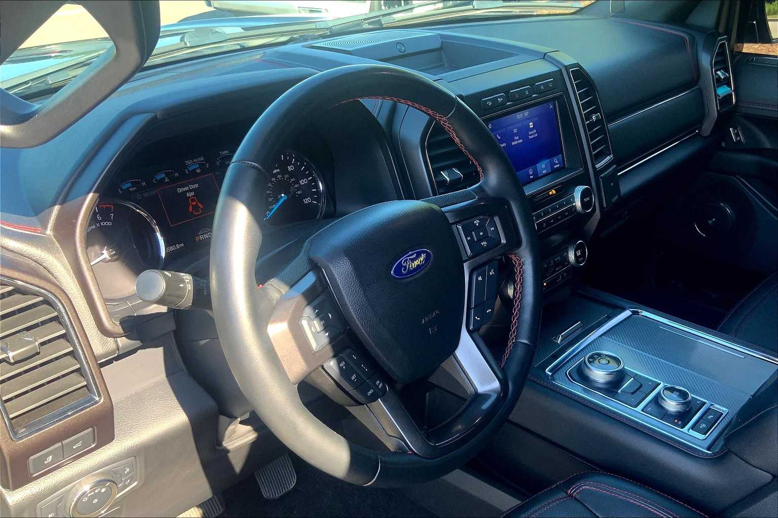2021 Ford Expedition Limited photo 16
