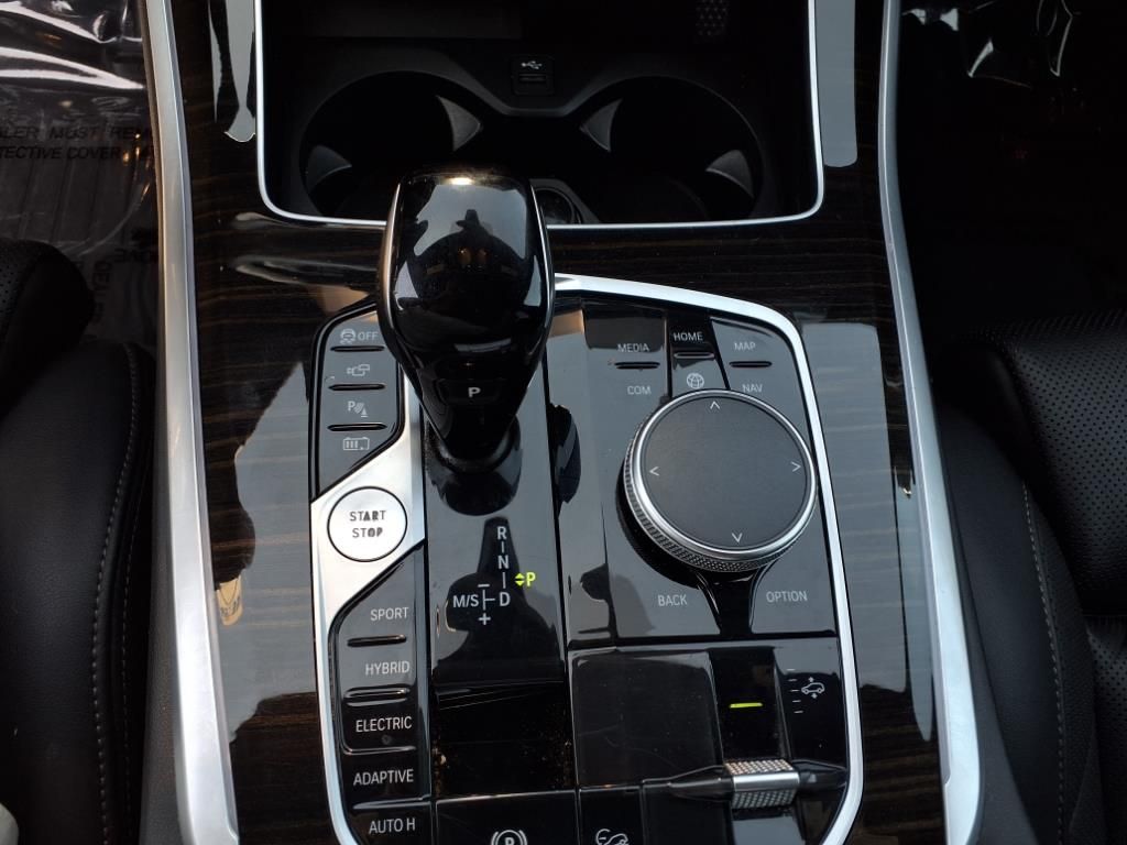 2023 Bmw X5 xDrive45e photo 10