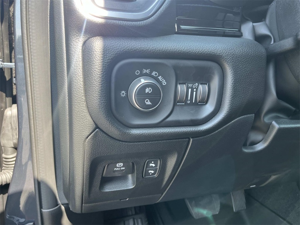 2026 Ram 1500 Laramie photo 13