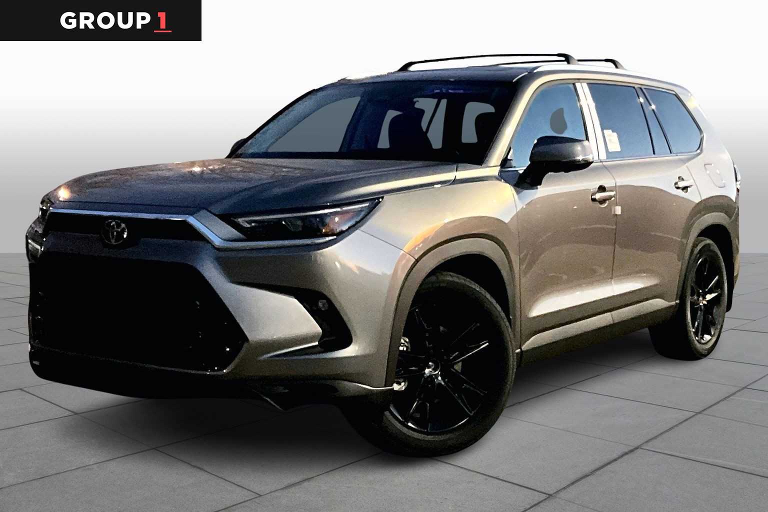 2026 Toyota Highlander Hybrid Platinum photo 2