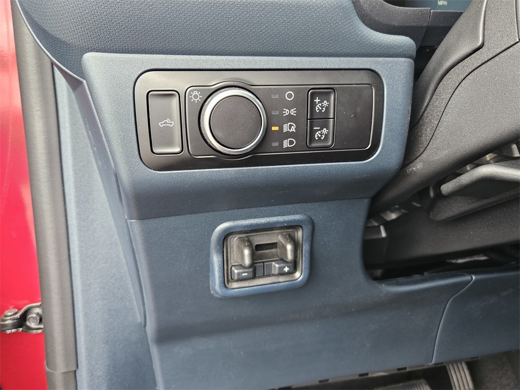 2025 Ford Maverick XLT photo 12