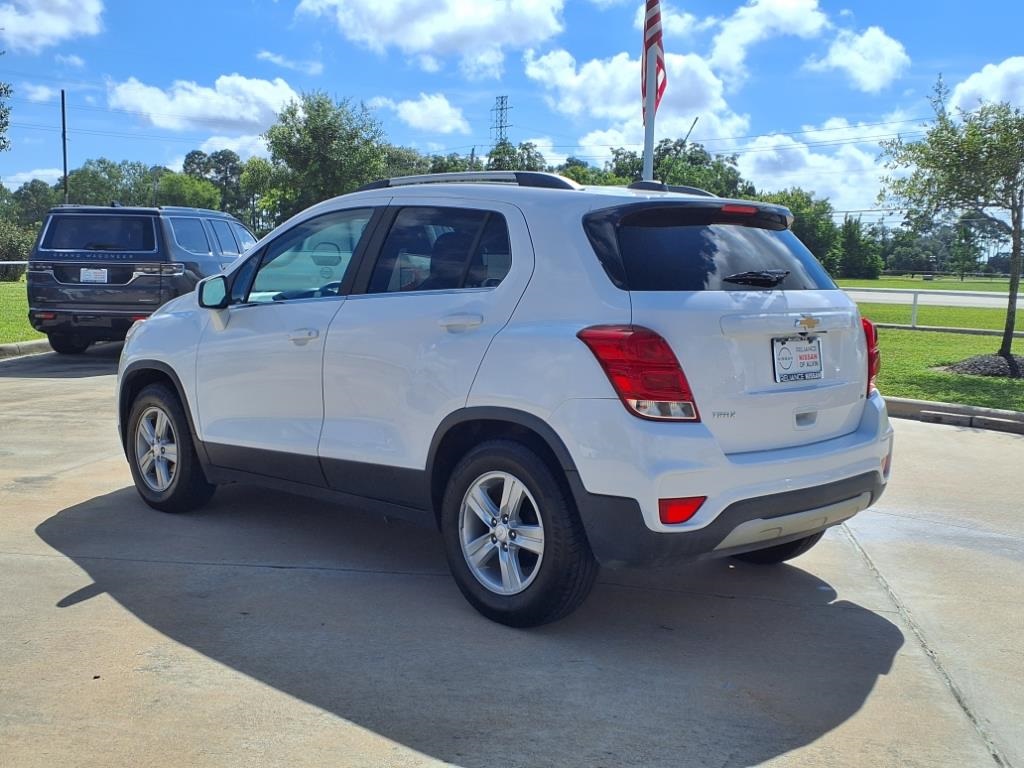 Used 2020 Chevrolet Trax LT with VIN 3GNCJLSB8LL228305 for sale in Bay City, TX