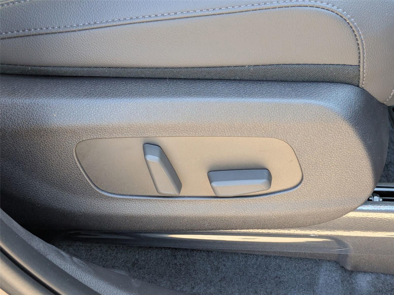 2026 Kia Carnival SX Prestige photo 37