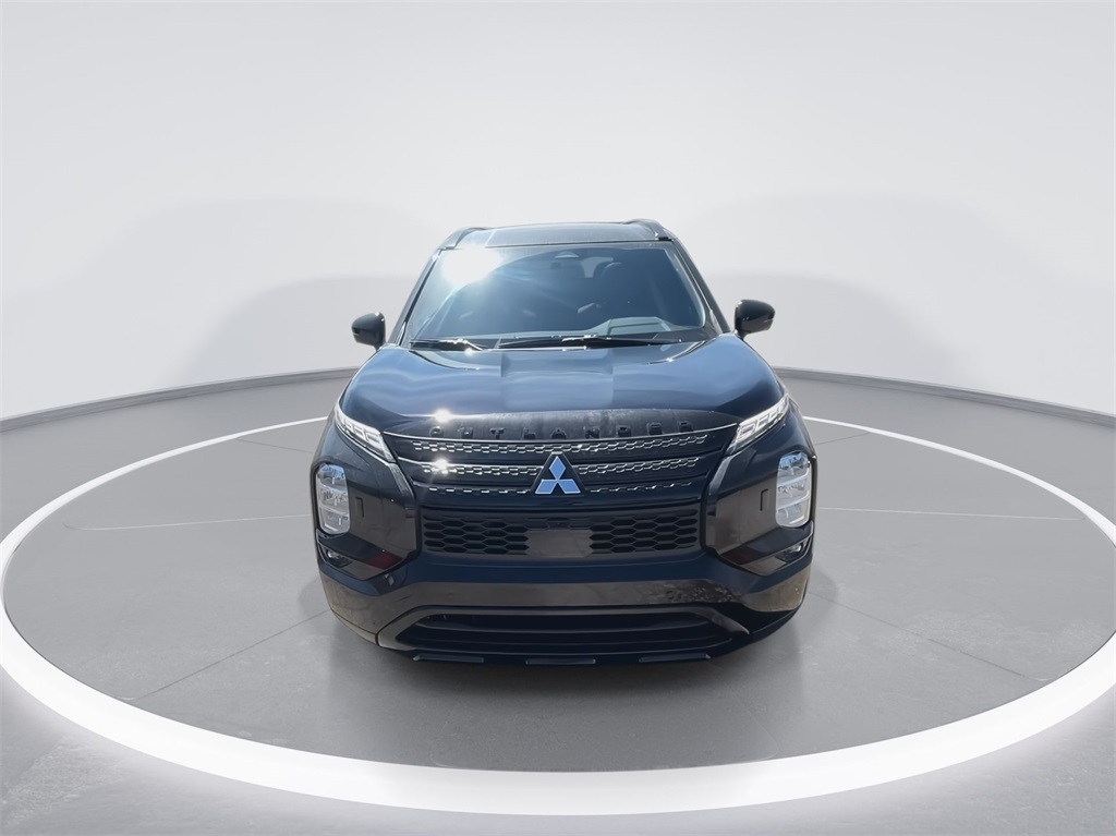 2025 Mitsubishi Outlander PHEV SEL Black Edition photo 3