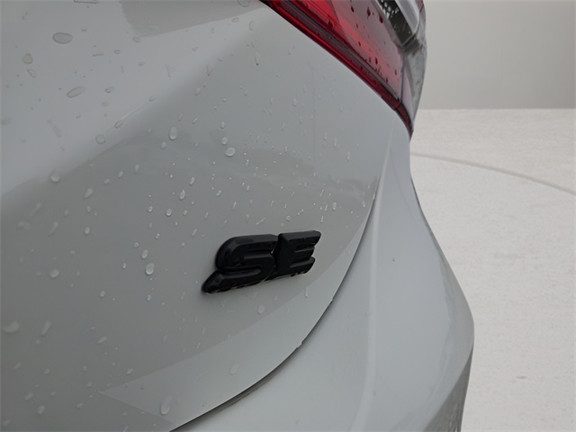 2024 Toyota Camry SE photo 16