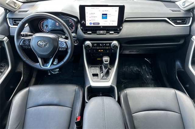 2024 Toyota RAV4 XLE Premium photo 13