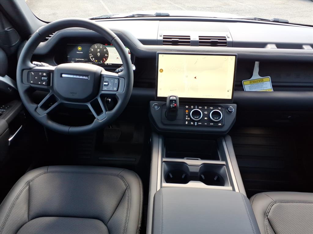 2026 Land Rover Defender 110 S photo 4