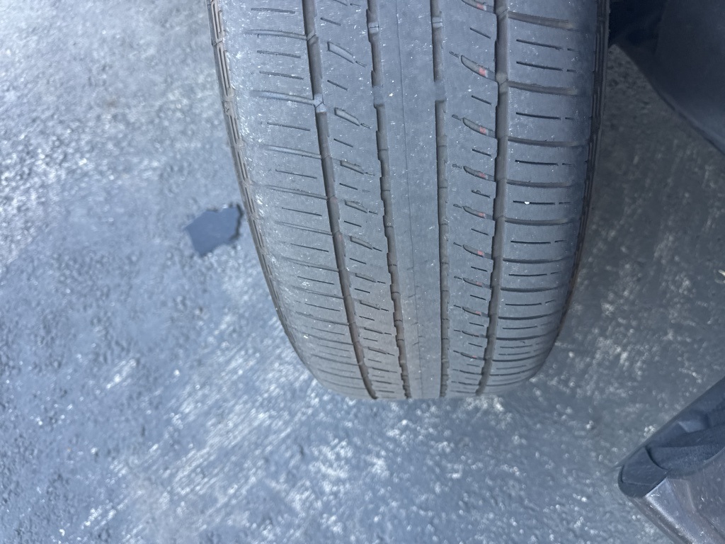 2021 Toyota Venza Limited photo 4