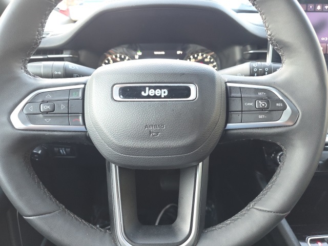 2024 Jeep Compass Latitude photo 14