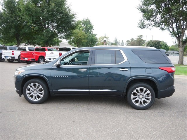 2018 Chevrolet Traverse Premier photo 2