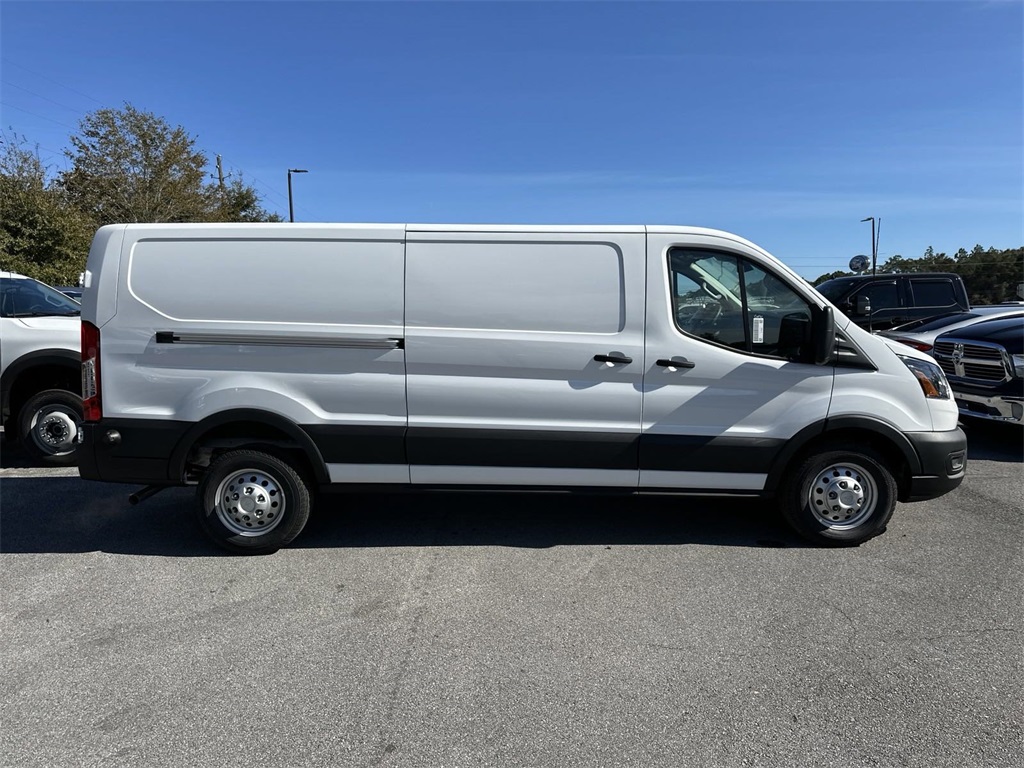 2024 Ford Transit photo 4