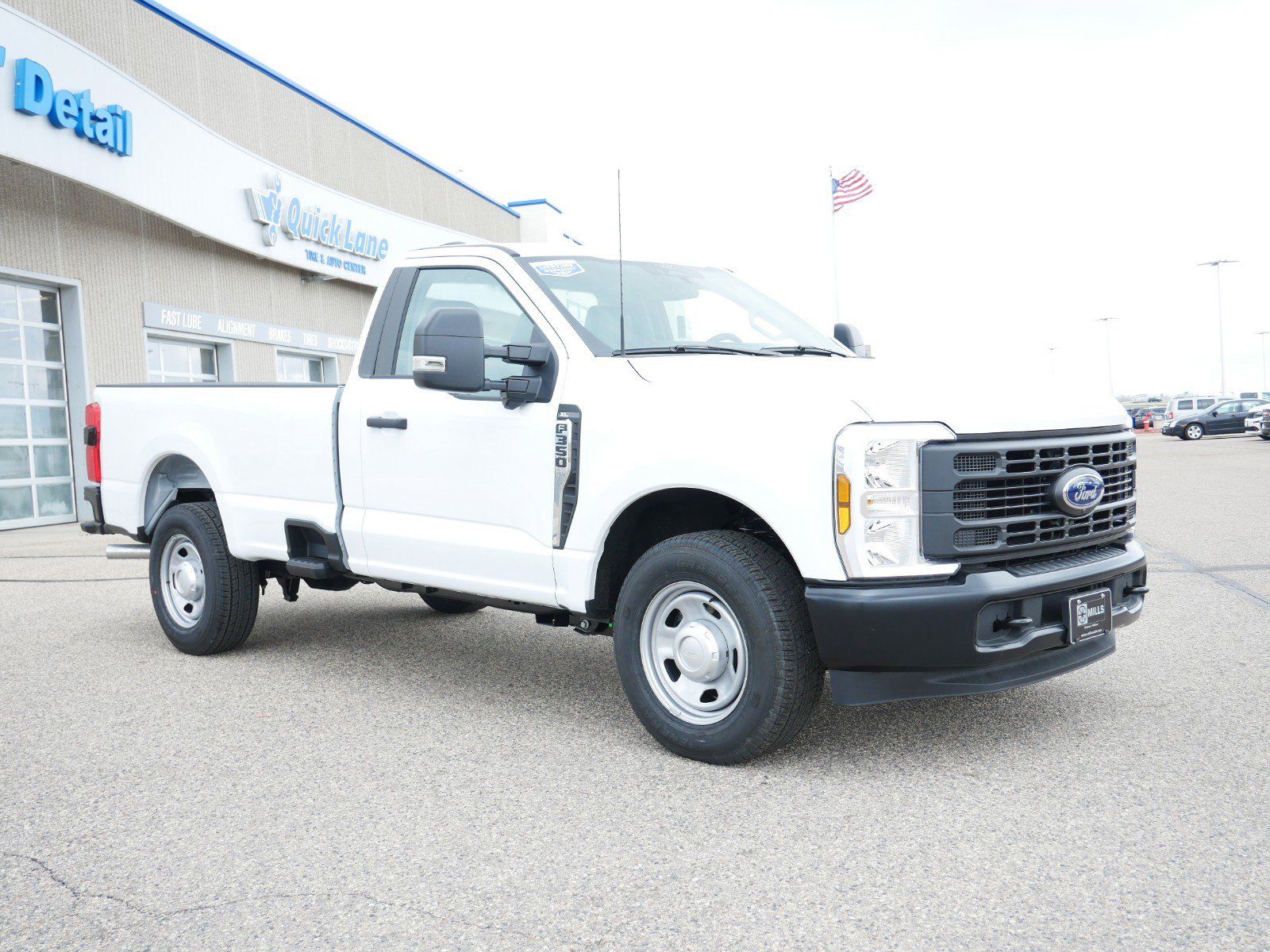 2024 Ford F-350 XL photo 3