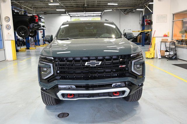 2026 Chevrolet Tahoe Z71 photo 2