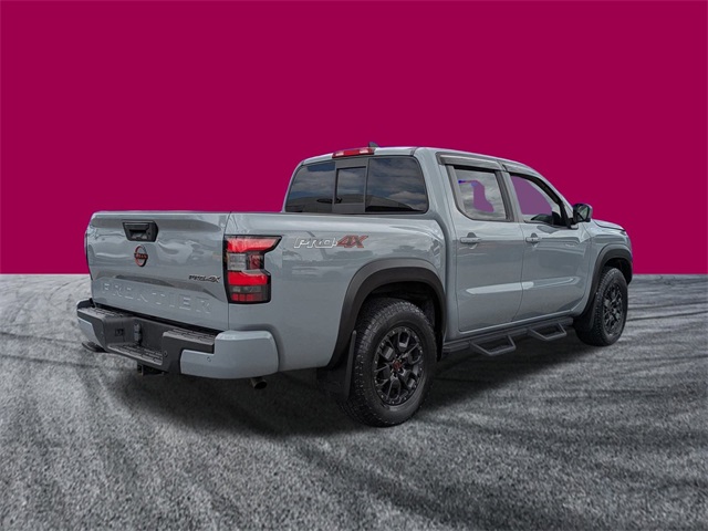 2022 Nissan Frontier PRO-4X photo 4