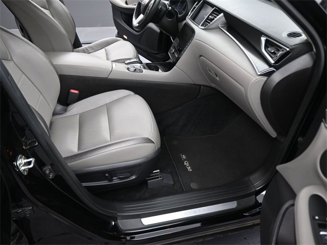 2024 Infiniti QX50 Luxe photo 11