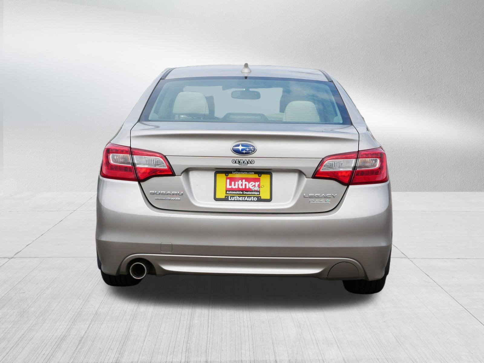 2016 Subaru Legacy 2.5i Premium photo 6